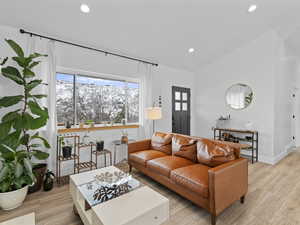 Living room featuring a mountain view.