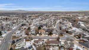 Bird's eye view featuring a mountain view