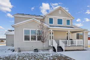 Front of property featuring a porch