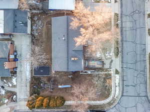 Birds eye view of property