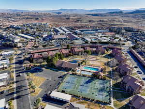 Aerial view with a mountain view