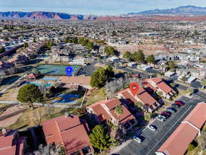 Drone / aerial view featuring a mountain view