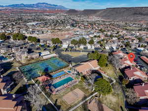 Aerial view with a mountain view