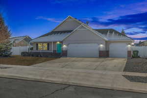 View of front of home featuring a garage