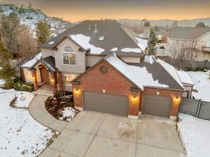 View of front of home featuring a mountain view