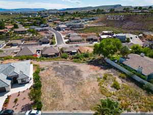 Drone / aerial view featuring a mountain view