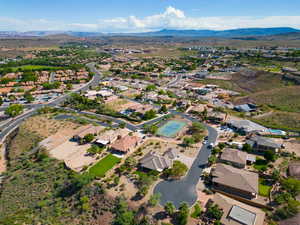 Aerial view with a mountain view