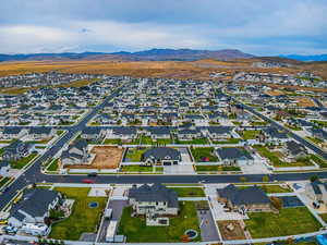 Bird's eye view featuring a mountain view