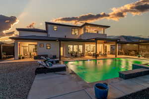 Luxurious Back yard oasis