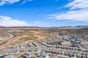 Drone / aerial view featuring a mountain view