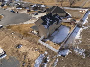 Birds eye view of property