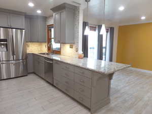 Updated Kitchen with S/S Appliances and Granite Countertops