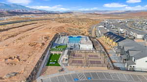 Aerial view with a mountain view