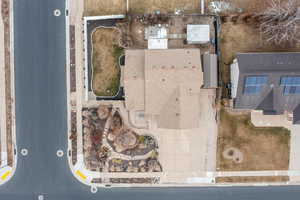 Birds eye view of property