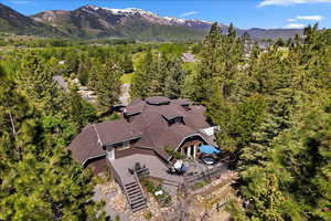 Bird's eye view featuring a mountain view