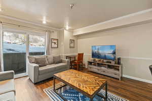 Photo 7 of 1487  WOODSIDE AVE #B105