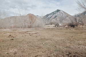 View of mountain feature