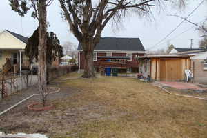 View of backyard