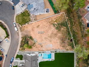 Birds eye view of property