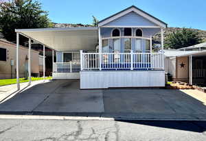 View of front facade with a porch