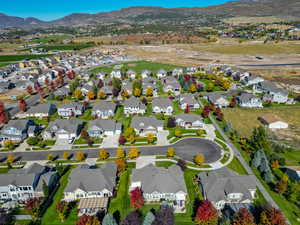 Bird's eye view featuring a mountain view