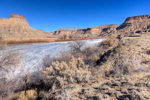 View of mountain feature