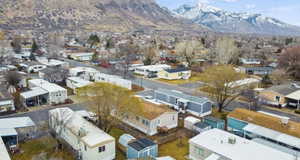 Bird's eye view with a mountain view