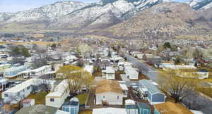 Bird's eye view featuring a mountain view