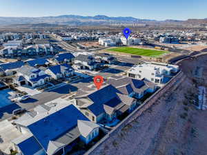 Bird's eye view with a mountain view