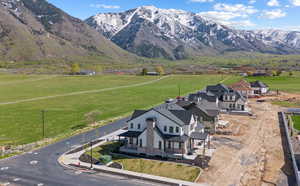 View of mountain feature