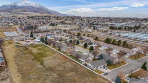 Aerial view with a mountain view