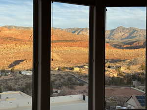 Interior details featuring a mountain view