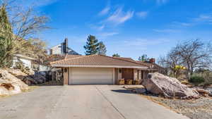 View of front of house featuring a garage