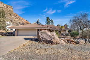 View of front of house featuring a garage