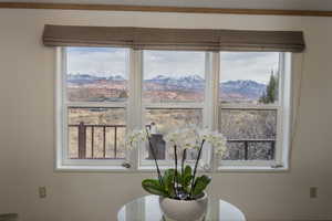 Interior details with a mountain view