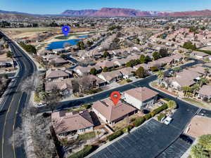 Bird's eye view with a mountain view