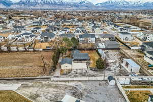 Drone / aerial view featuring a mountain view