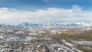 View of mountain feature