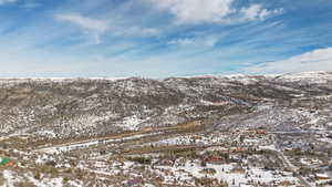 View of mountain feature