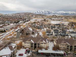 Snowy aerial view with a mountain view