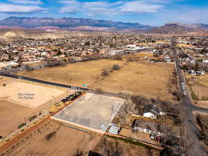 Drone / aerial view featuring a mountain view