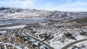 Soaring Hawk neighborhood and proximity to Jordanelle.