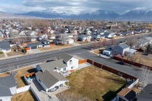 Bird's eye view with a mountain view