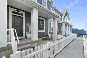 Doorway to property with a porch