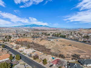 Bird's eye view featuring a mountain view