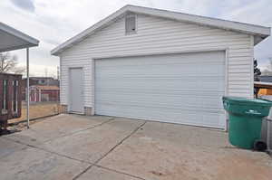 Extra wide detached garage w/ man door