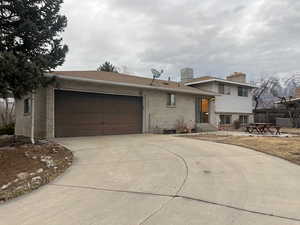 Tri-level home with a garage