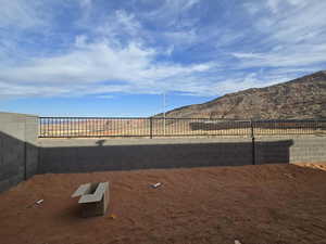 View of yard featuring a mountain view