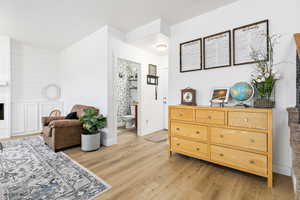 Living room, half-bath