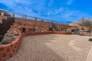 View of yard with a mountain view